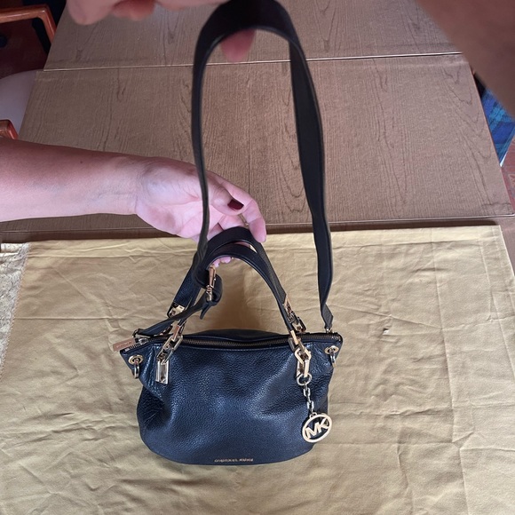 Black Michael Kors purse - Picture 11 of 14
